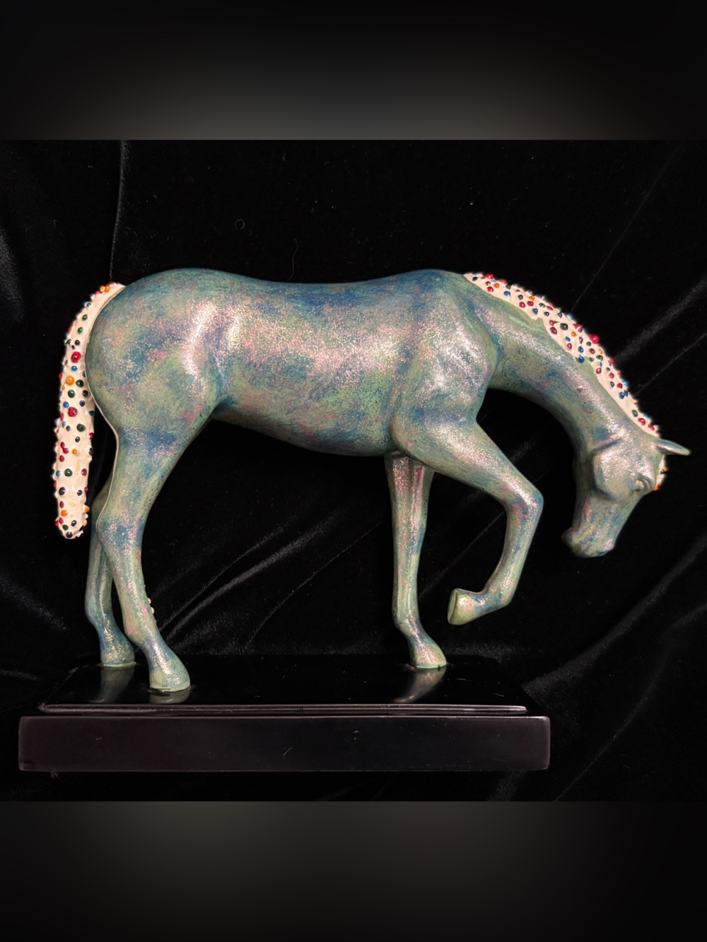 Horse Fever “Subtle Glitz” by Nancy Moskovitz Horse Figurine #70104 1st Ed/0524